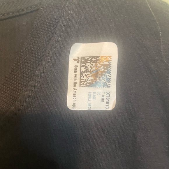 NWT Women I'm a K-Pop Mom Just Like A Normal Mom Kpop Merch T-Shirt Black Medium - Picture 5 of 6